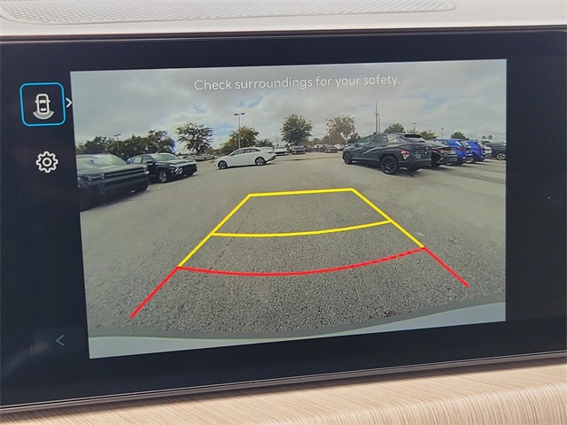 2025 Hyundai Sonata Hybrid SEL Image 17 of 30