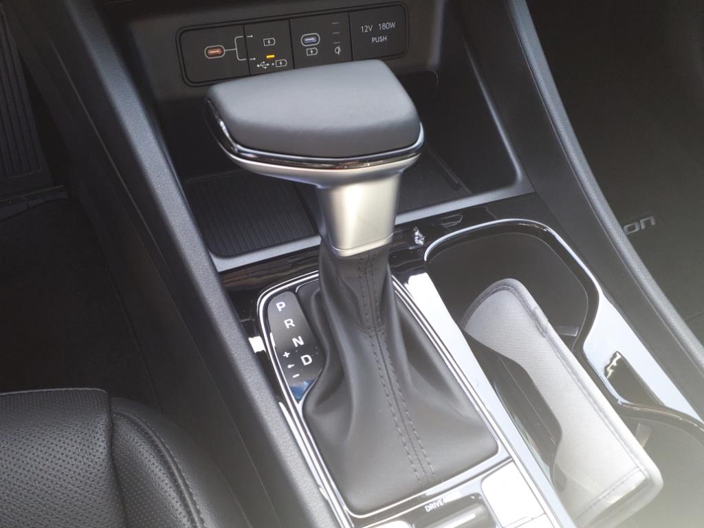 Vehicle image 36 of 41