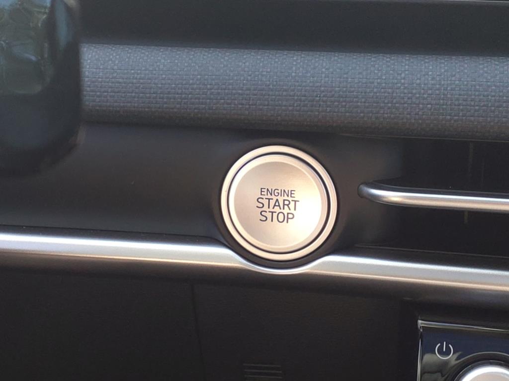 Vehicle image 39 of 41