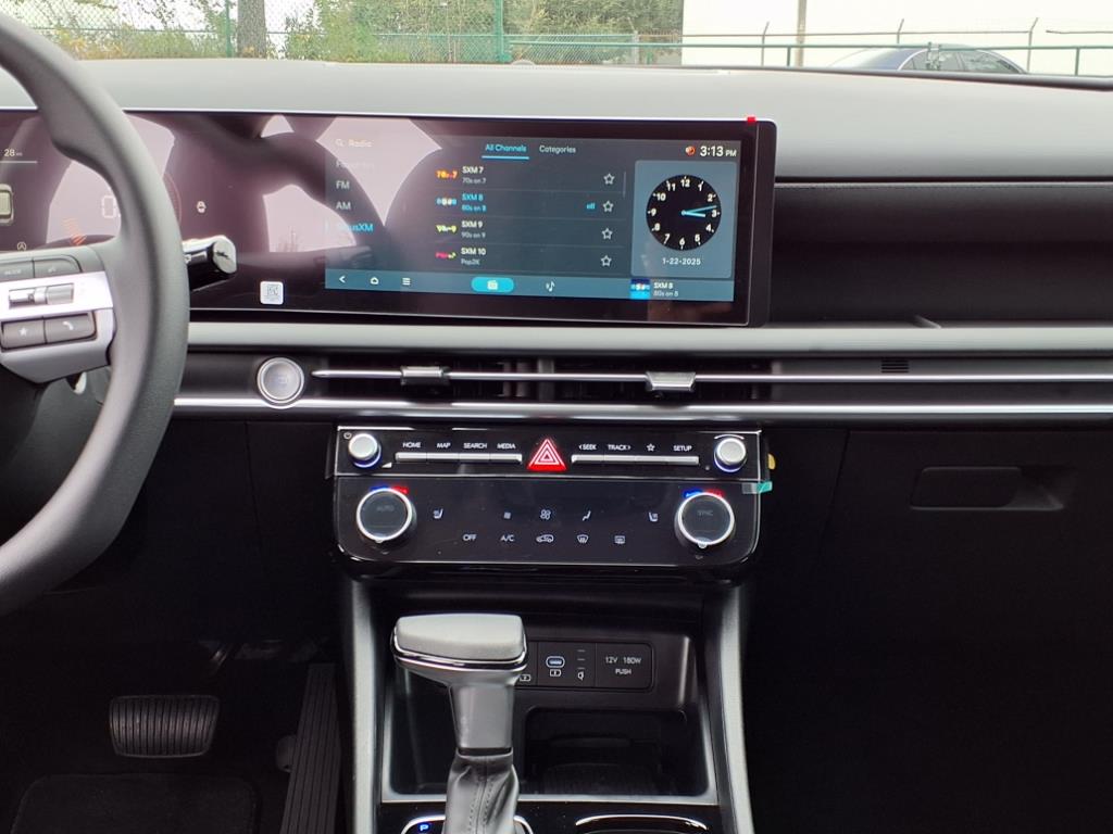 Vehicle image 17 of 35