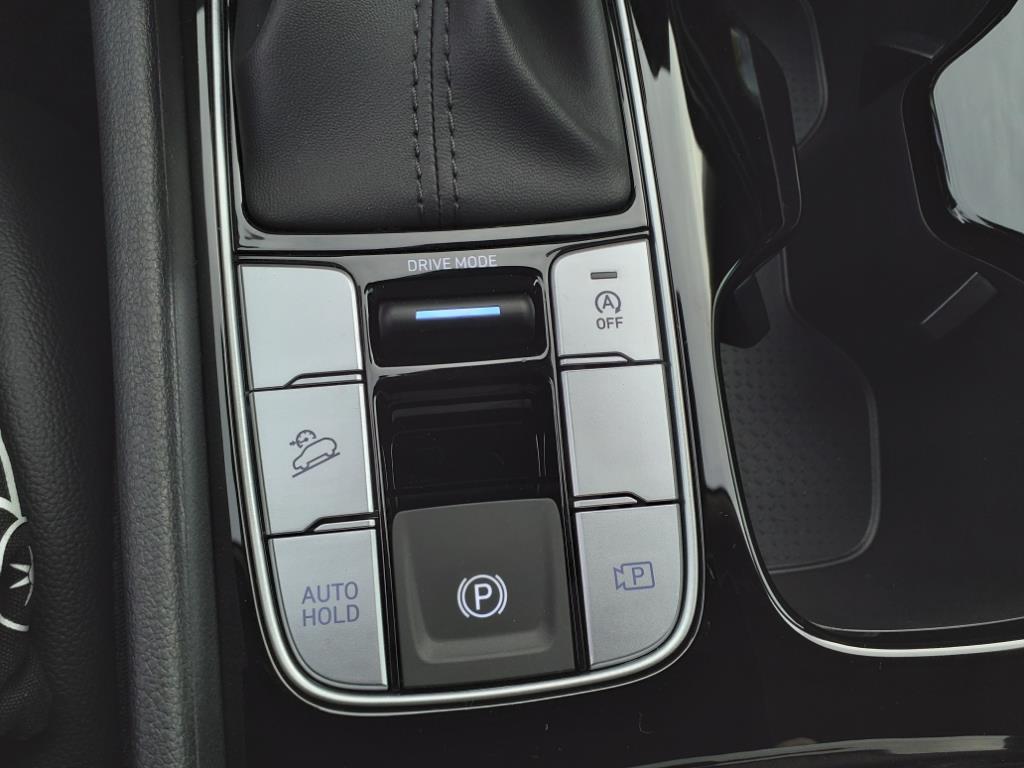 Vehicle image 36 of 41