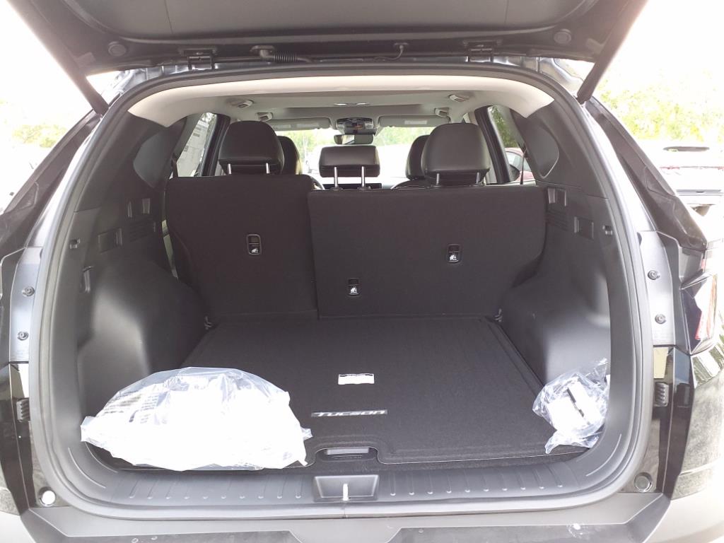 Vehicle image 9 of 41