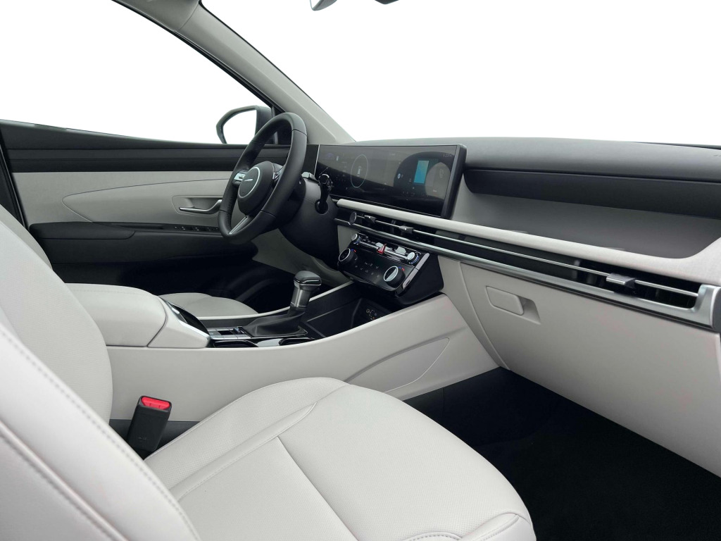 2025 Hyundai Tucson SEL Convenience Image 16 of 19