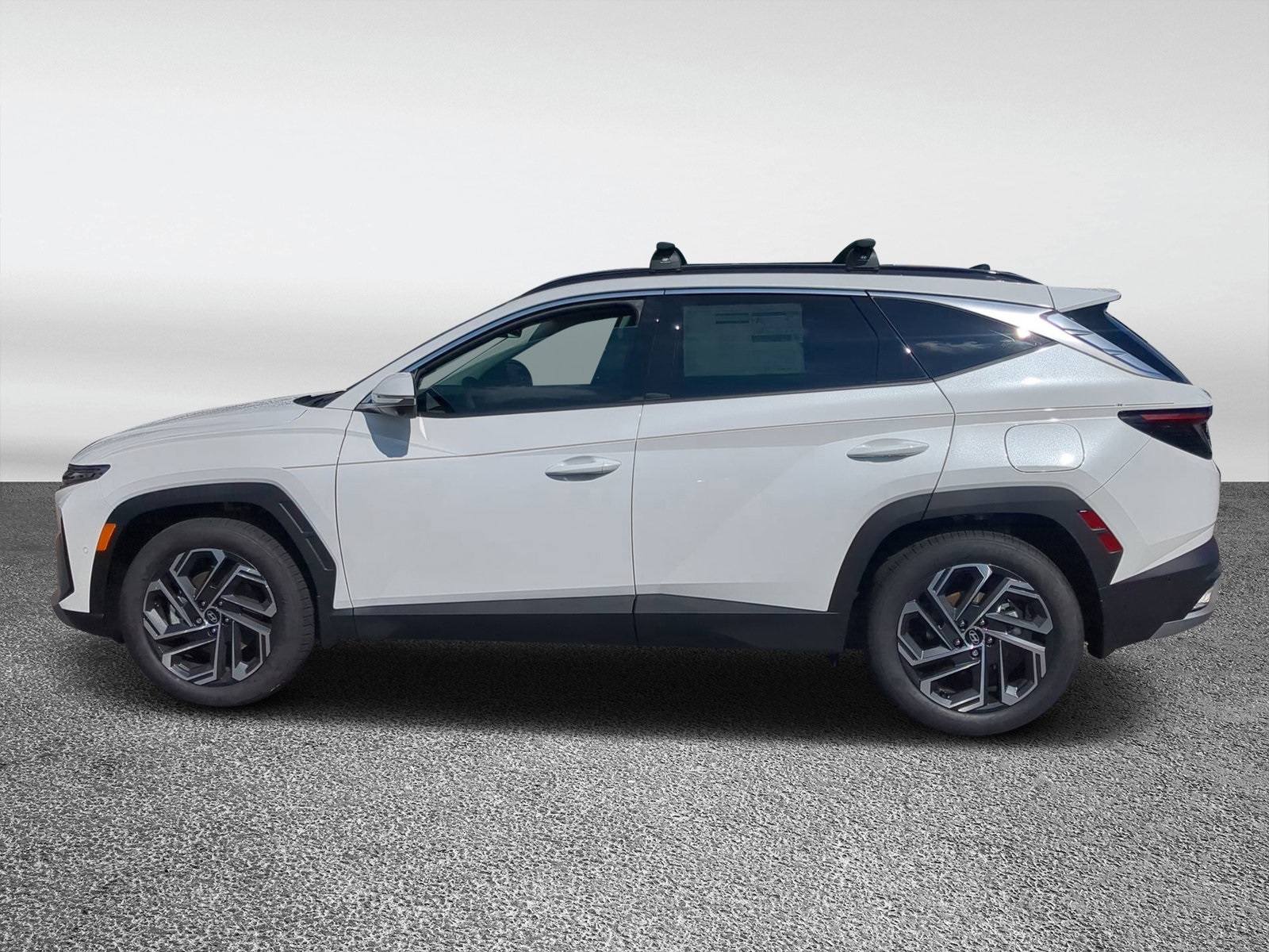 Vehicle image 8 of 38