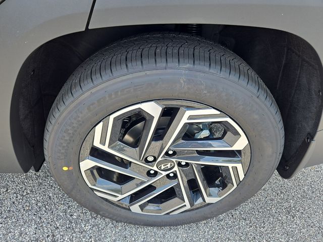 Vehicle image 5 of 12