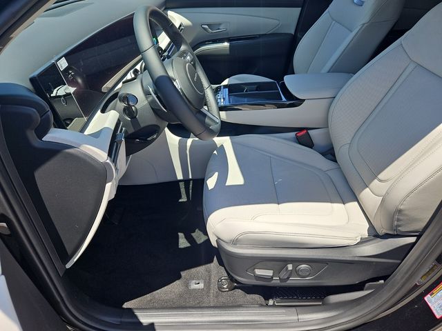 Vehicle image 6 of 12