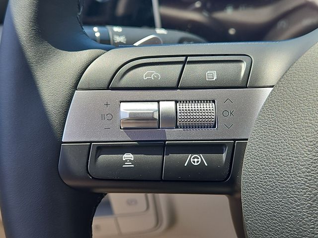 Vehicle image 12 of 12