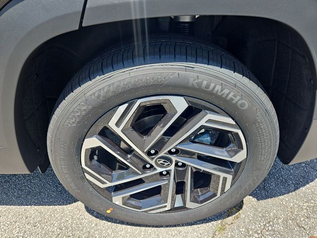 Vehicle image 5 of 12