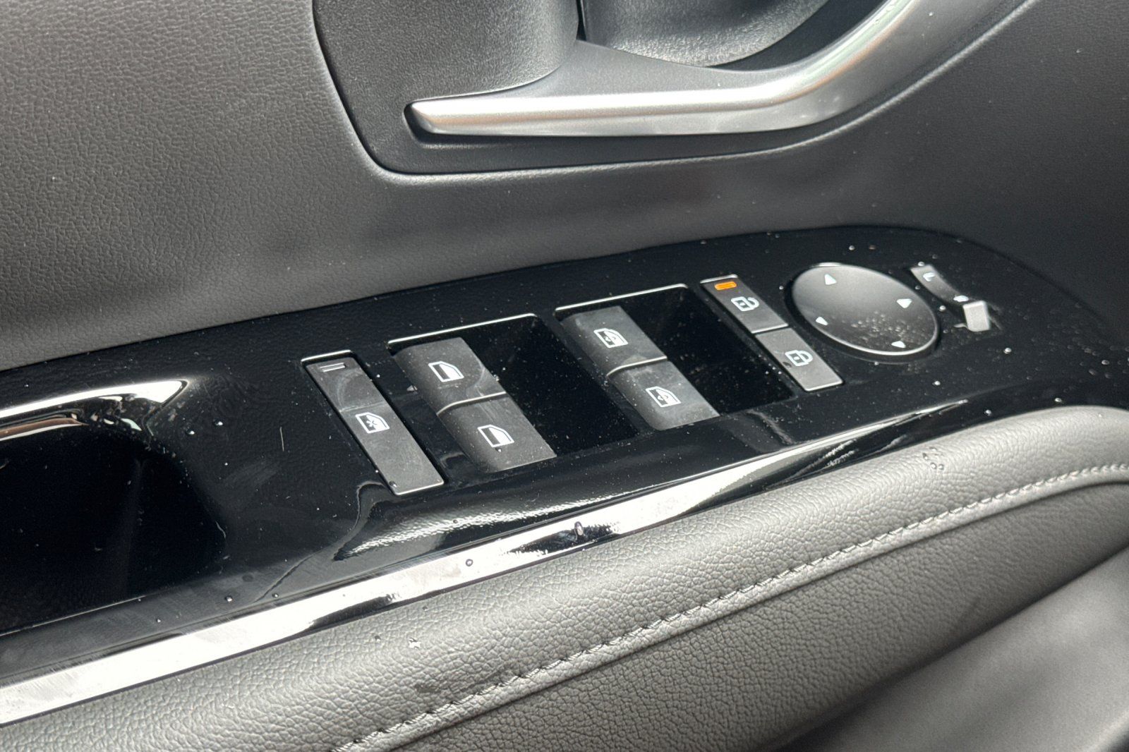 2025 Hyundai Tucson Limited Image 31 of 37