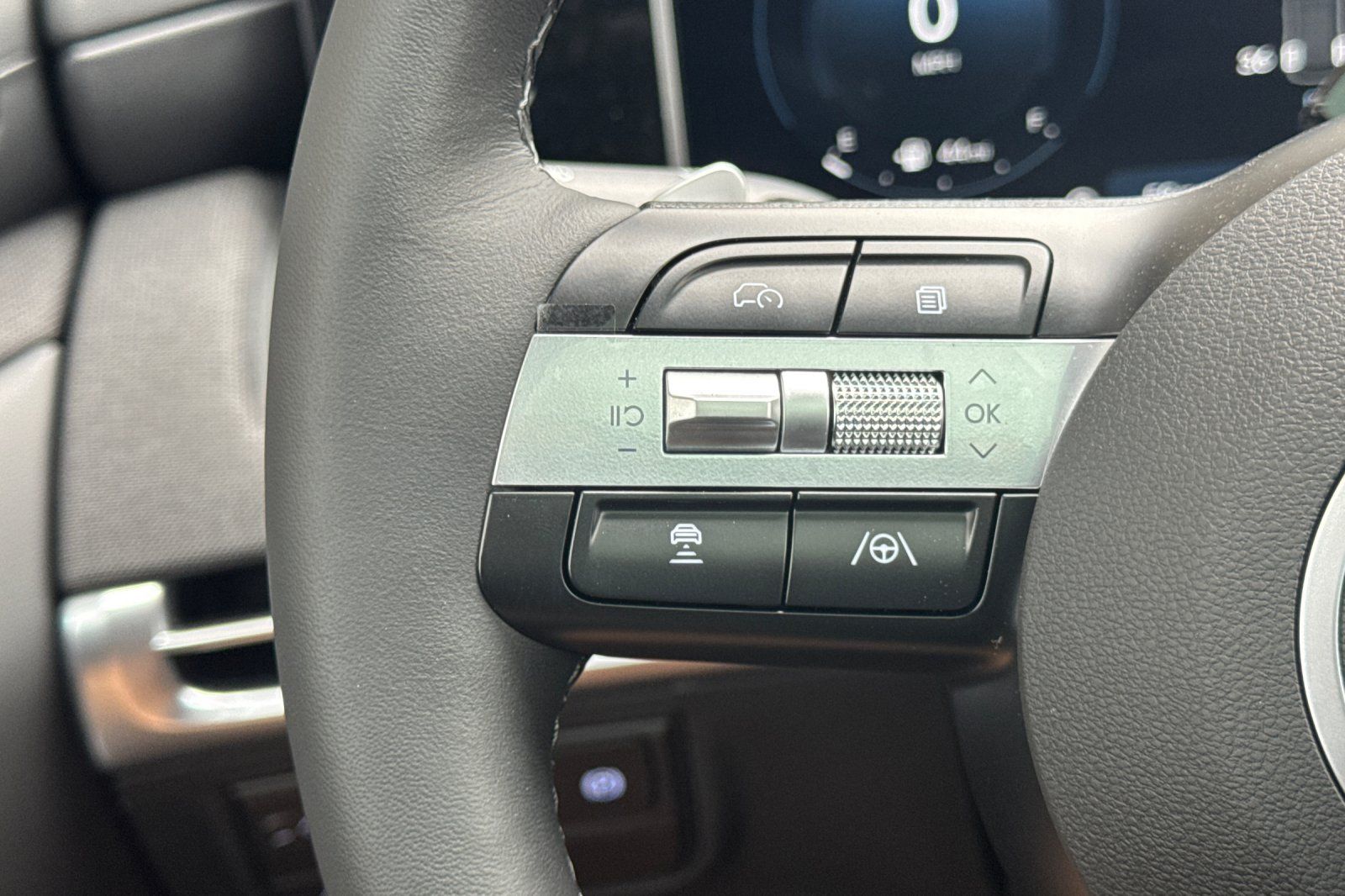 2025 Hyundai Tucson Limited Image 28 of 37