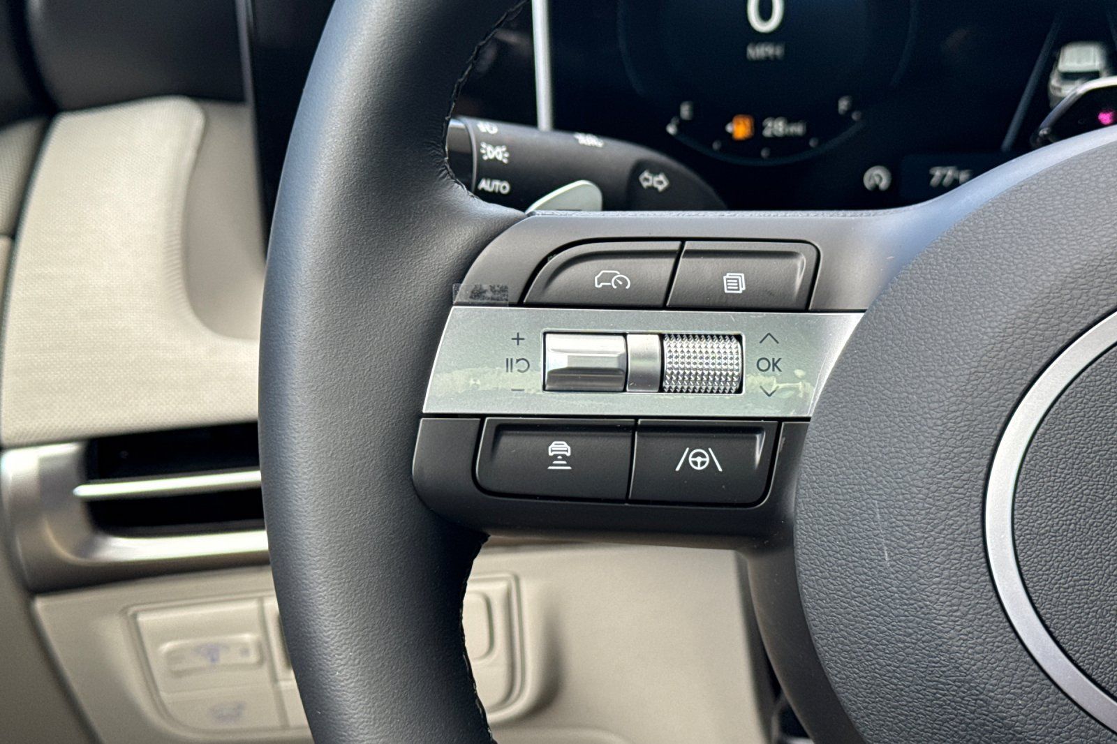 2025 Hyundai Tucson Limited Image 33 of 36