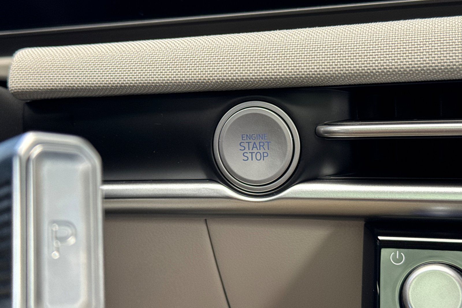 2025 Hyundai Tucson Limited Image 35 of 36