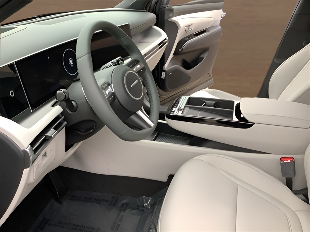 Vehicle image 12 of 33