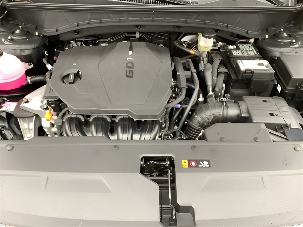 Vehicle image 29 of 33