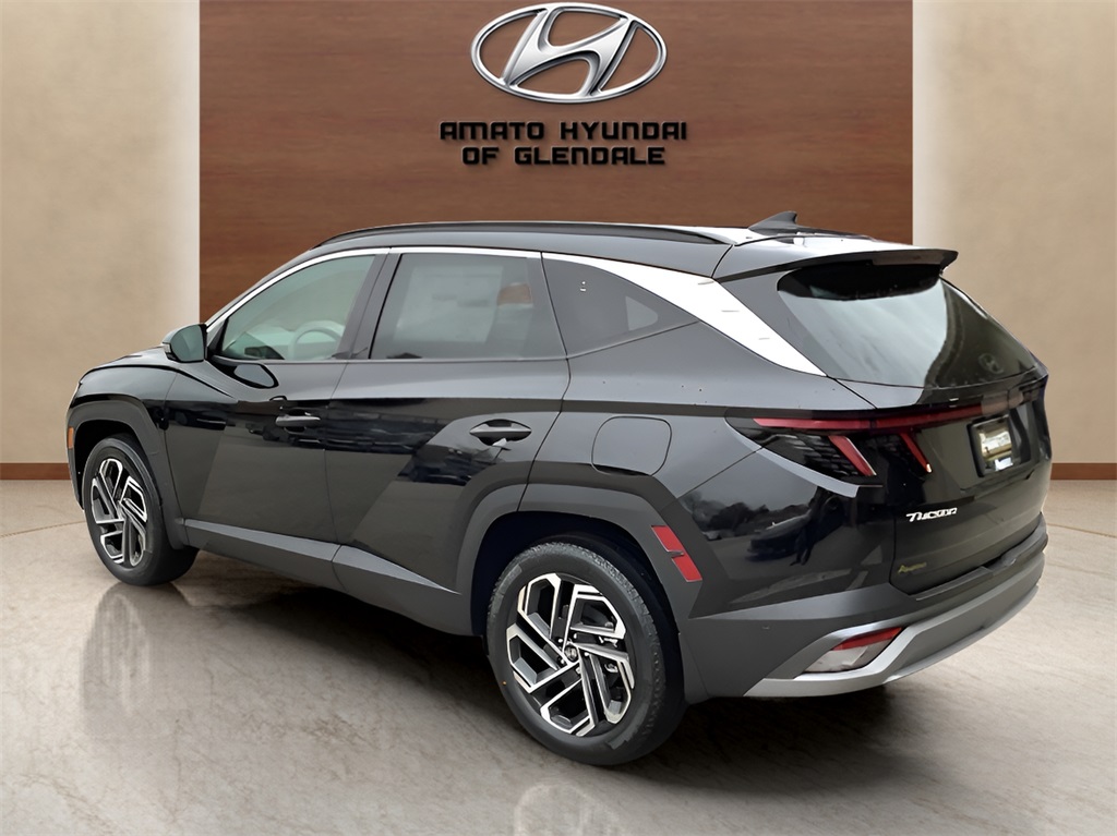 Vehicle image 8 of 33