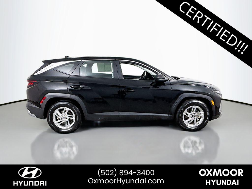 2025 Hyundai Tucson SE Image 4 of 29