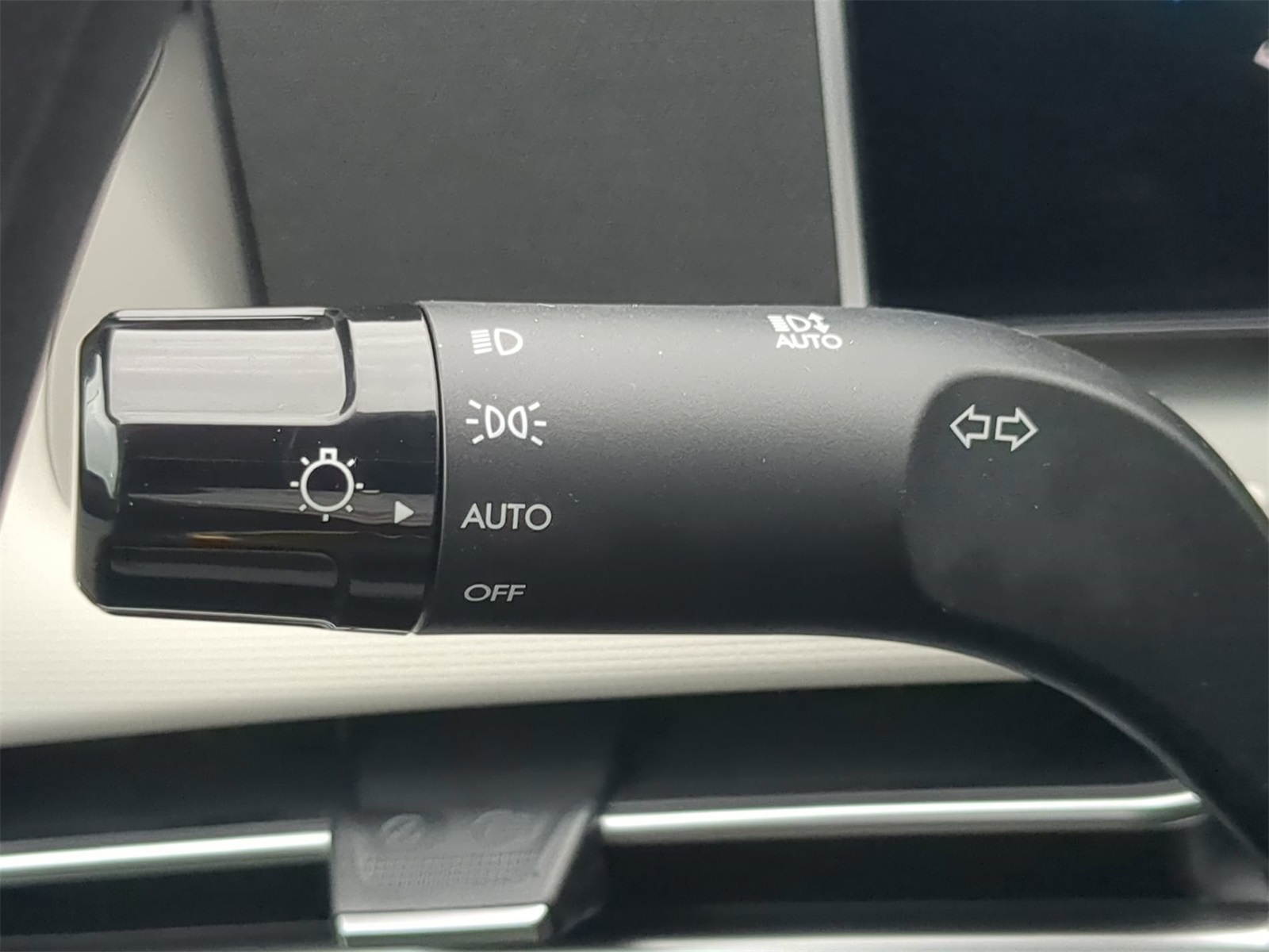 Vehicle image 37 of 38