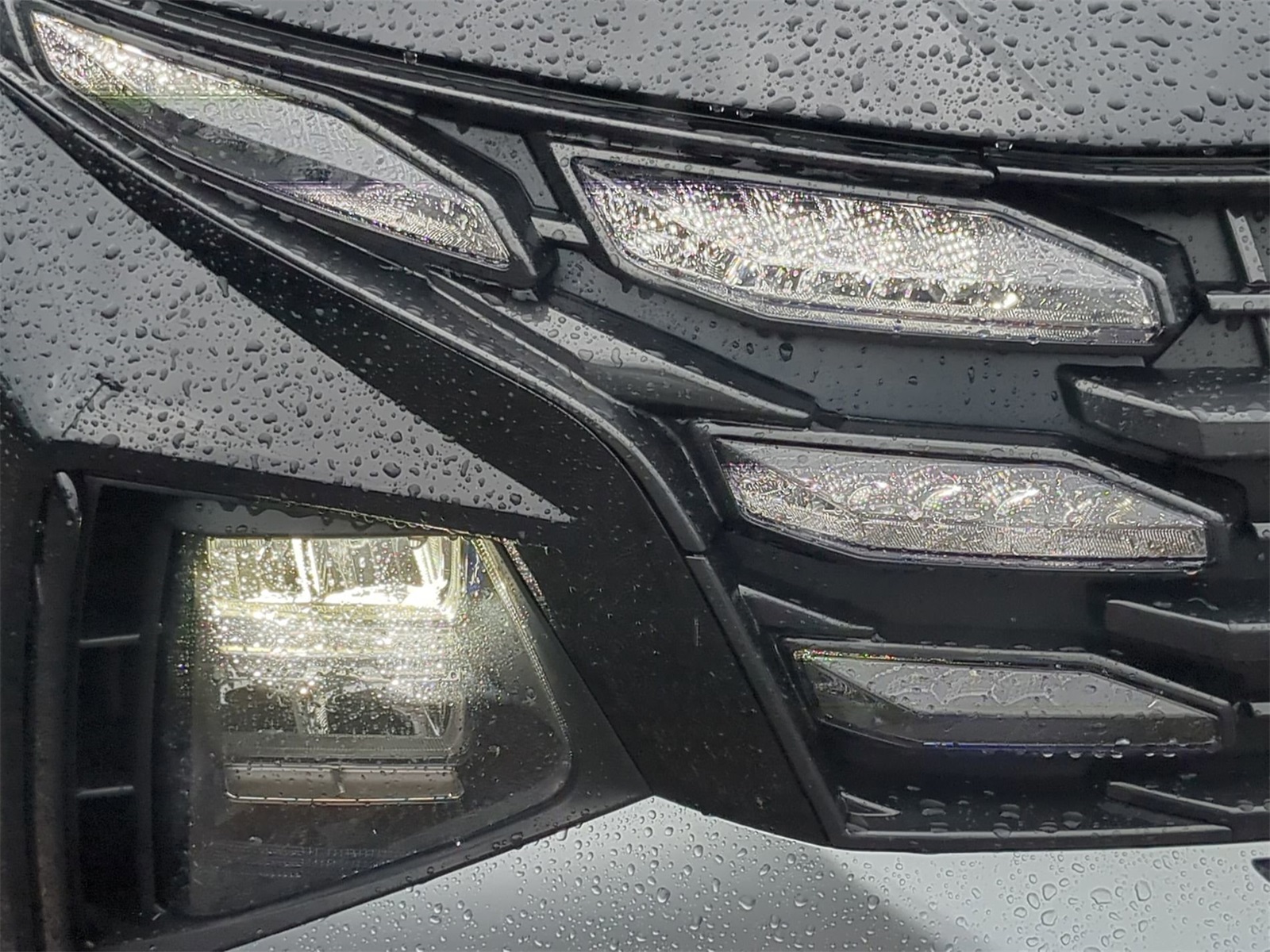 Vehicle image 16 of 38