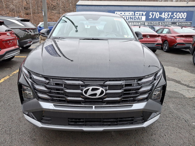 2025 Hyundai Tucson SE Image 2 of 5