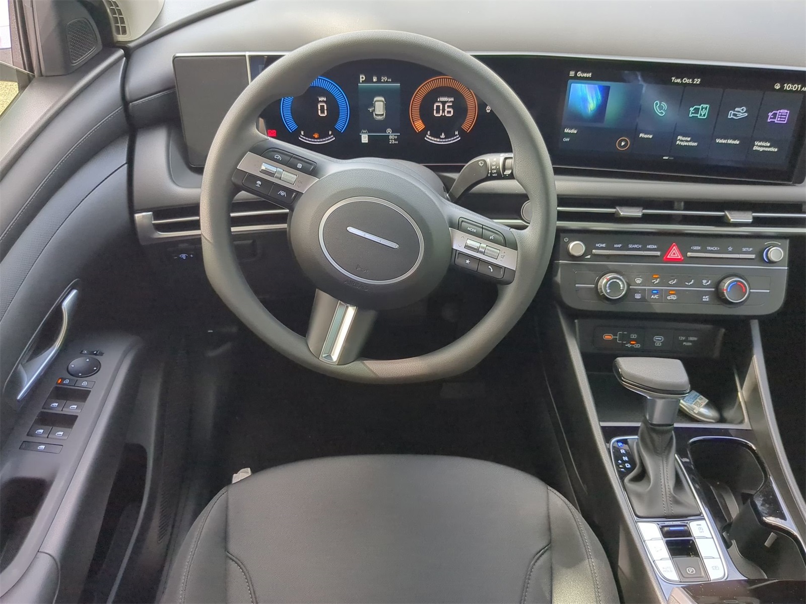 Vehicle image 21 of 38