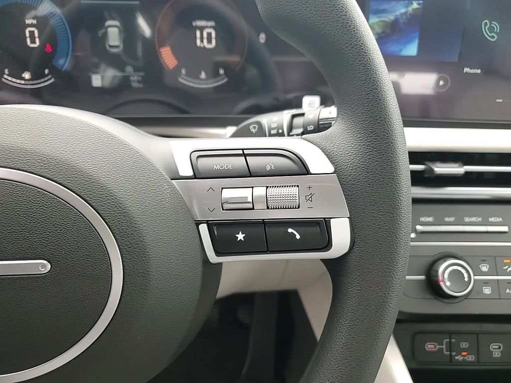 Vehicle image 14 of 23