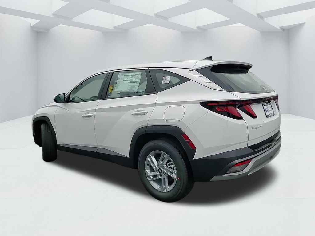 Vehicle image 9 of 23