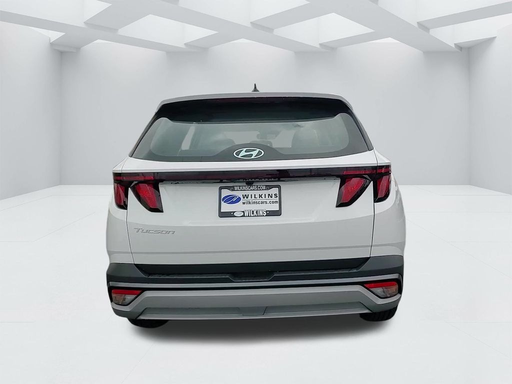 Vehicle image 8 of 23