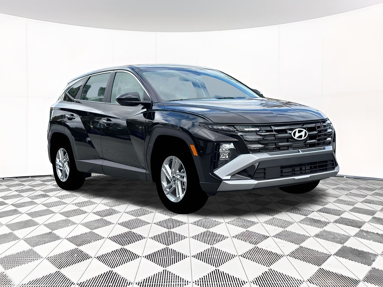 Vehicle image 24 of 26