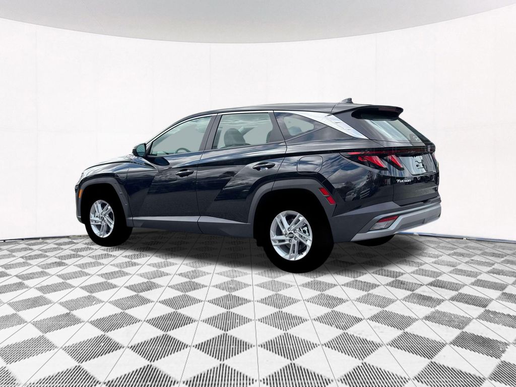 Vehicle image 10 of 26