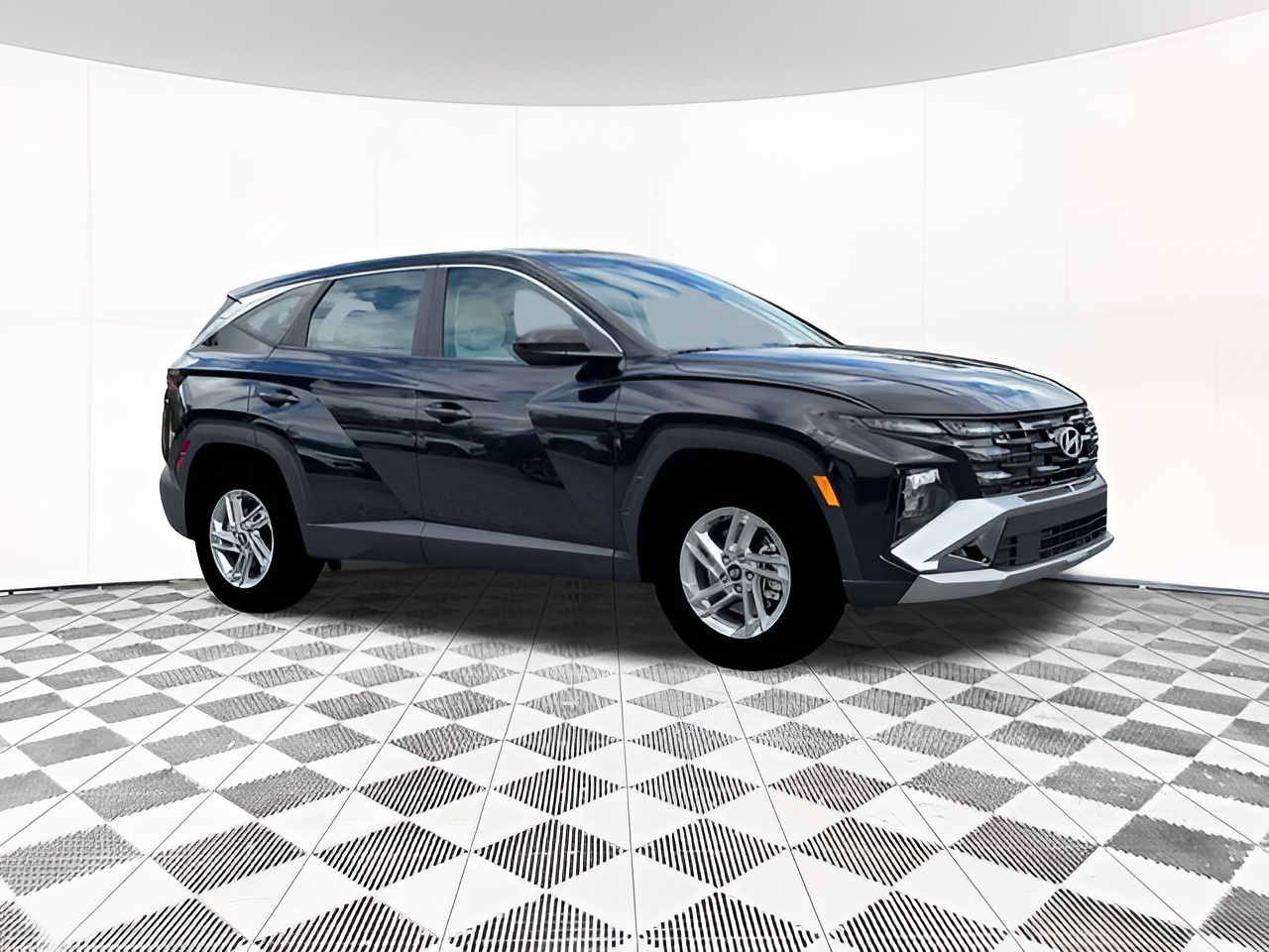 Vehicle image 25 of 26