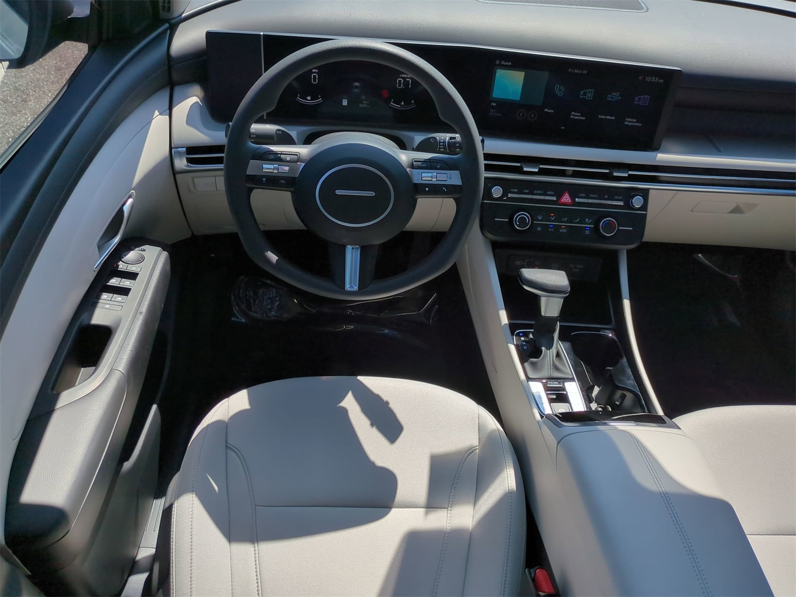 Vehicle image 22 of 38
