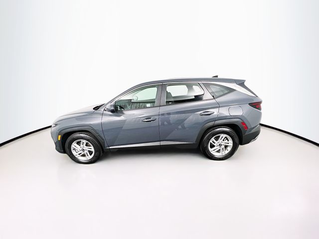 Vehicle image 7 of 24