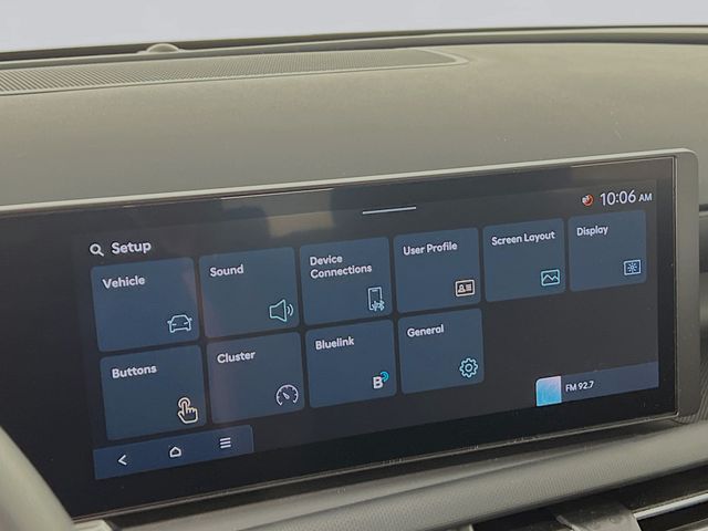 Vehicle image 13 of 24