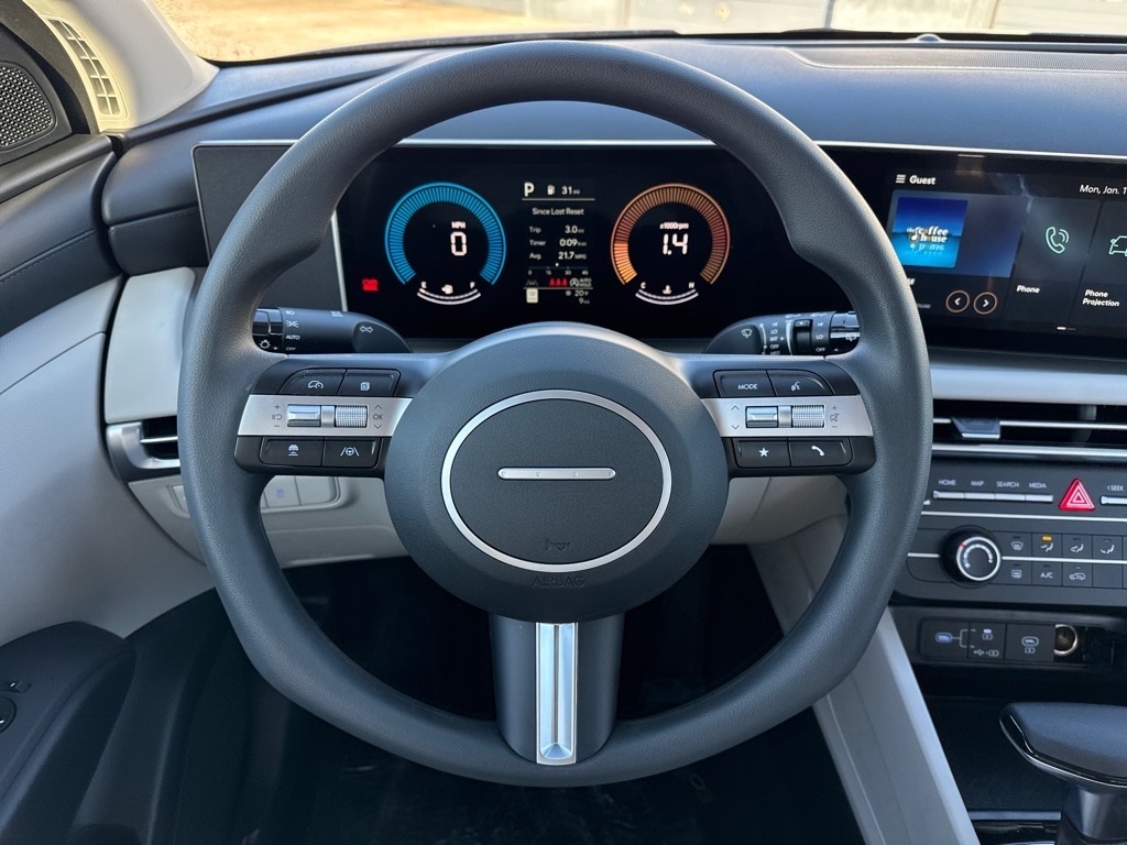 Vehicle image 6 of 12
