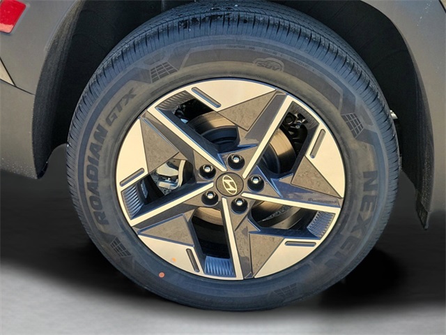 Vehicle image 5 of 36