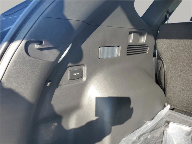 Vehicle image 10 of 36