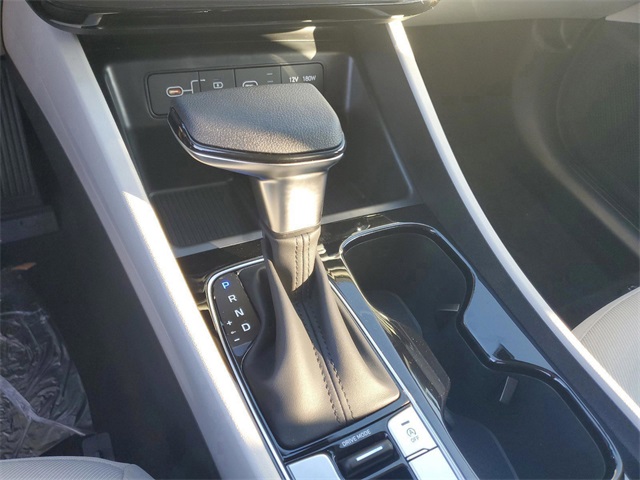 Vehicle image 29 of 36