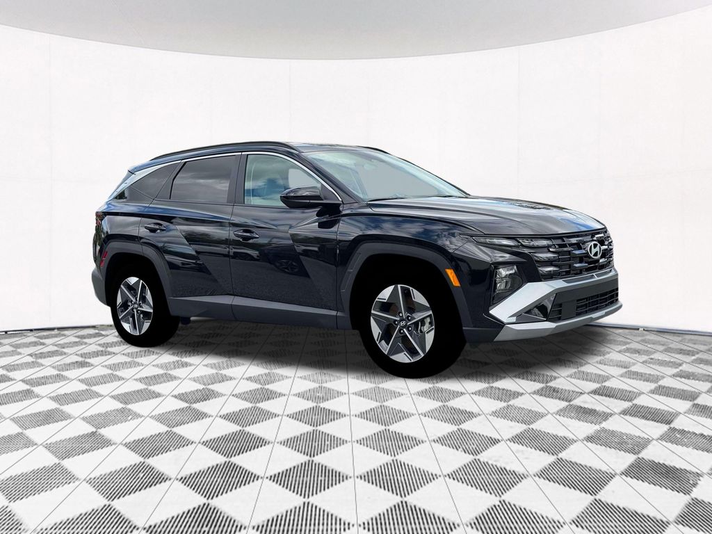 Vehicle image 6 of 22