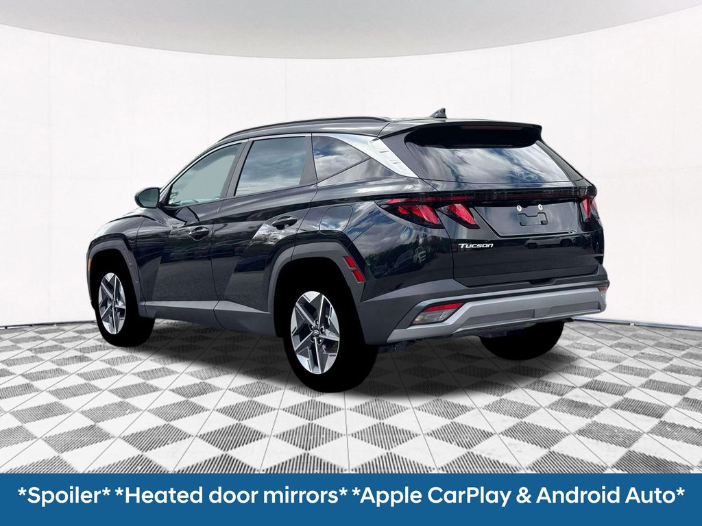 Vehicle image 11 of 22