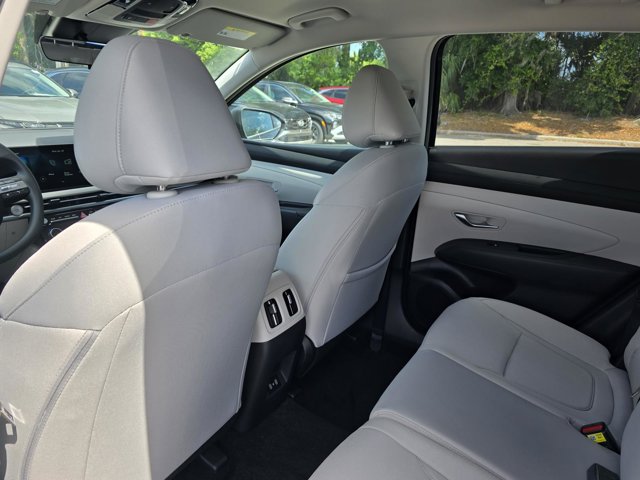 Vehicle image 11 of 30