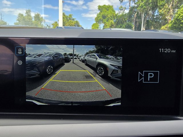 Vehicle image 20 of 30