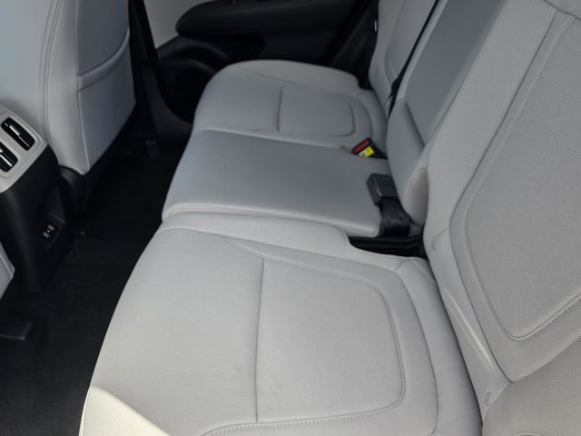 Vehicle image 13 of 30