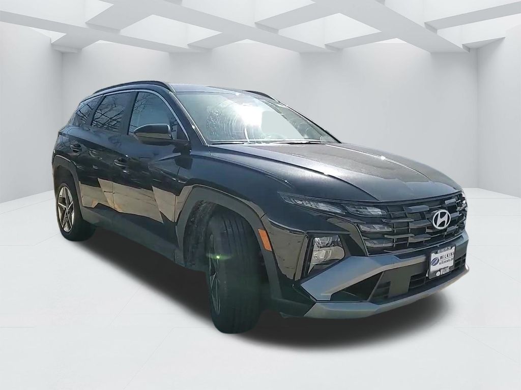 Vehicle image 4 of 24