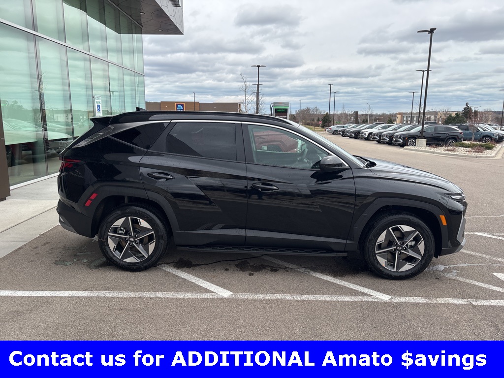 Vehicle image 4 of 28