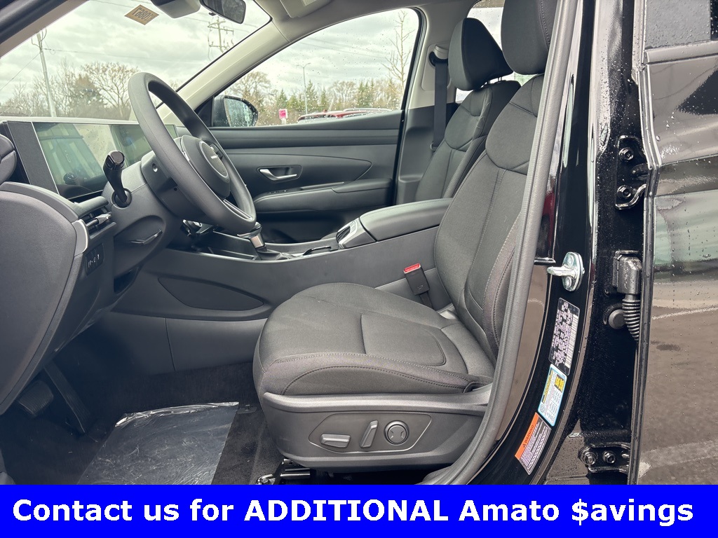 Vehicle image 14 of 28
