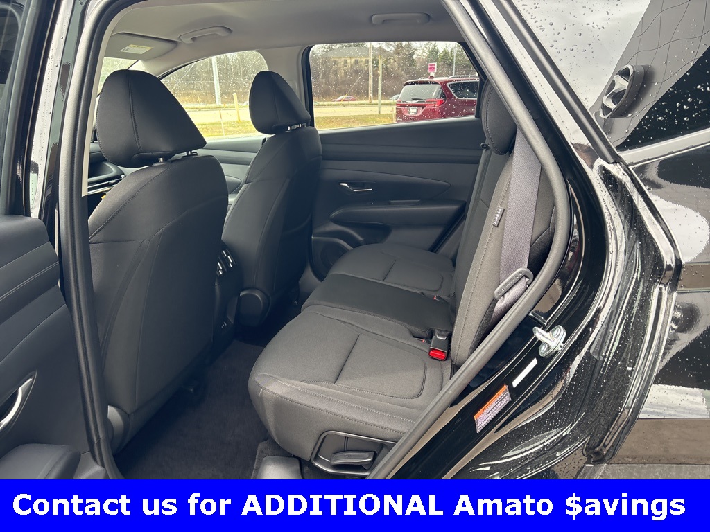 Vehicle image 23 of 28