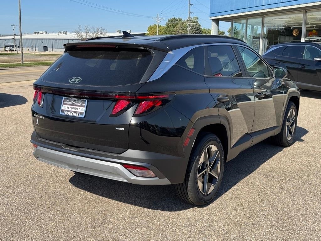 Vehicle image 2 of 12
