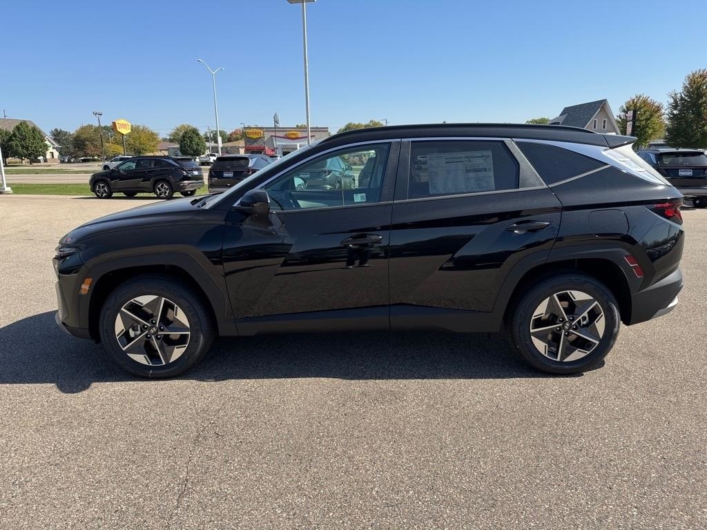 Vehicle image 3 of 12