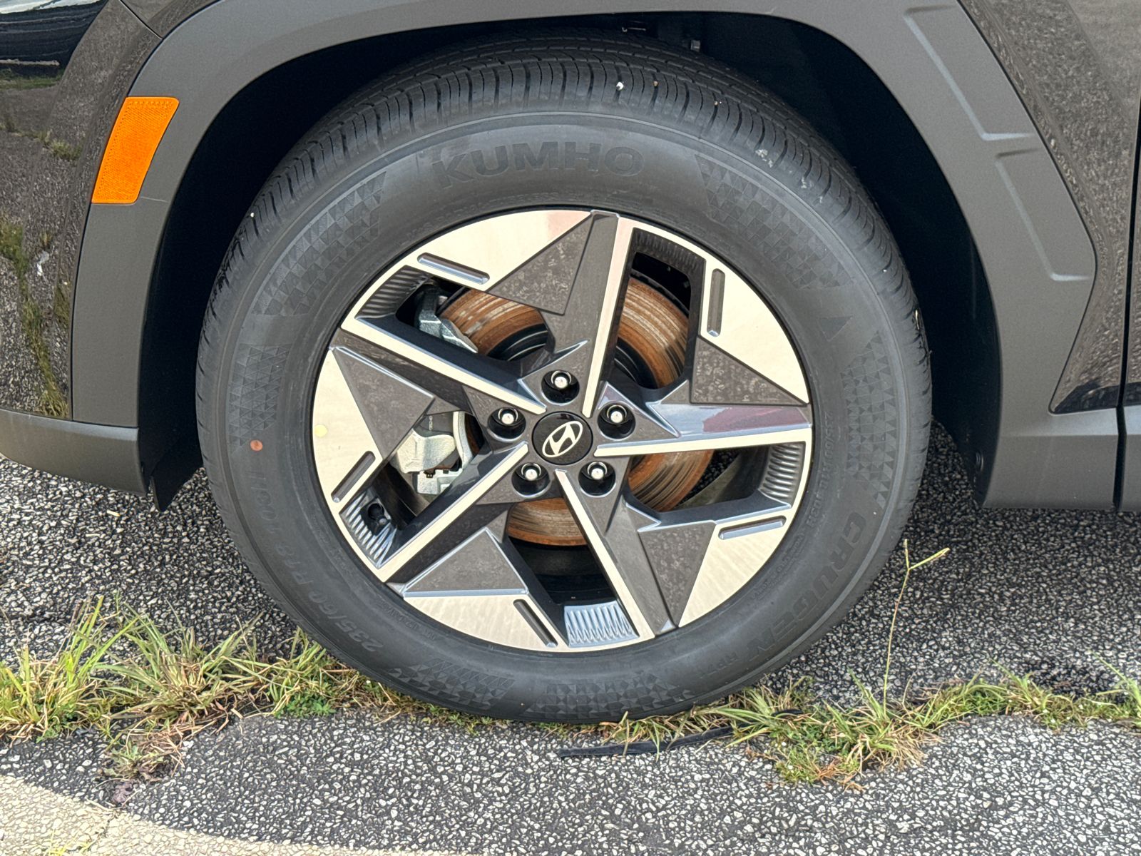 Vehicle image 11 of 40