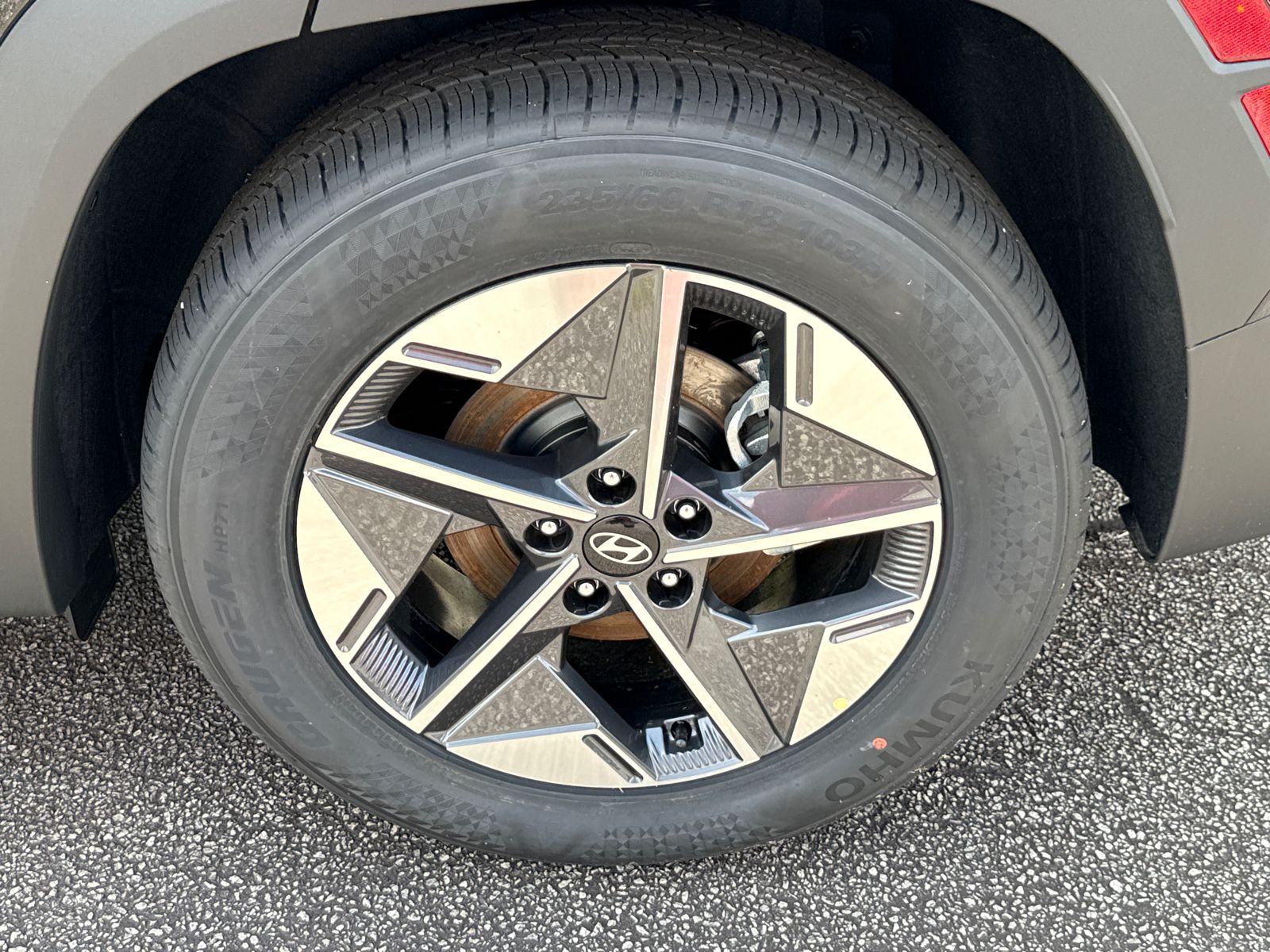 Vehicle image 20 of 40